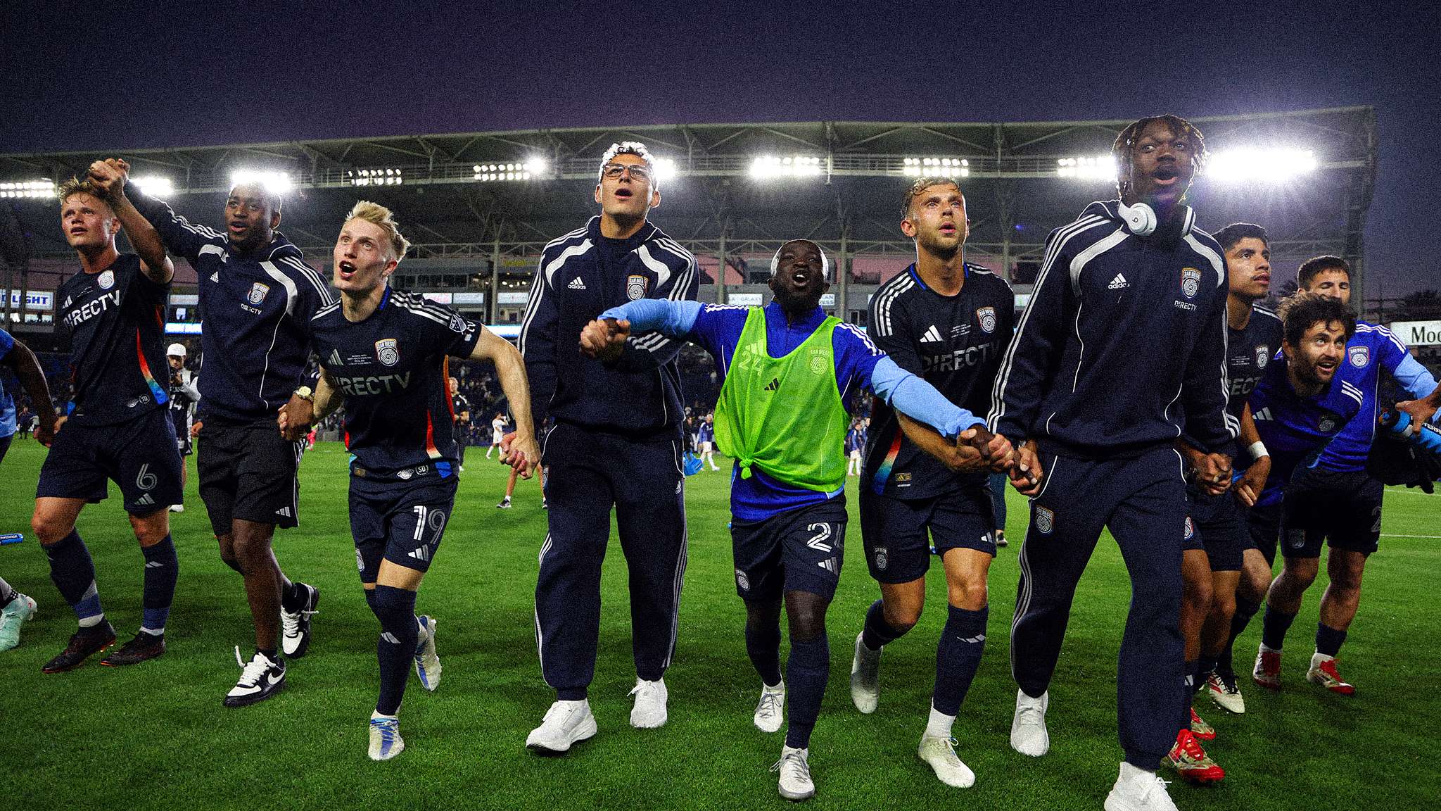 了意大利 了意大利